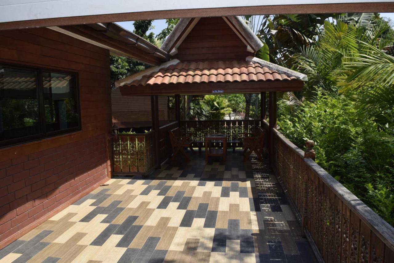 Siam Tara Resort Chiangkhong Chiang Khong Exteriör bild